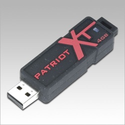 Patriot Xporter XT 4 GB Ruggedized Flash Drive
