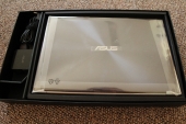 asus-ux31a-box-contents