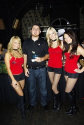 booth-babes-1022