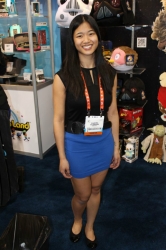 ces-booth-babes-2013-day1-003