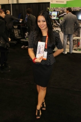 ces-booth-babes-2013-day1-008