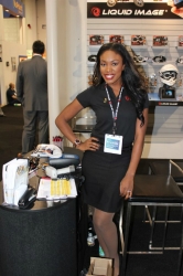 ces-booth-babes-2013-day1-011