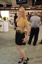 techwarelabs_booth_babe_003