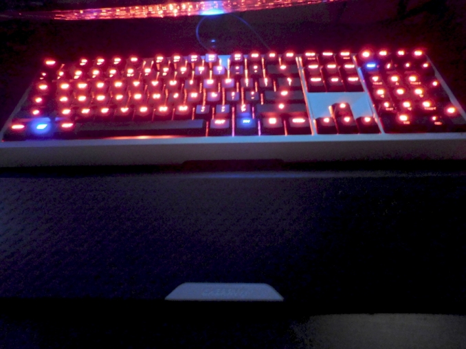 Cherry_MX_6.0_backlight_far