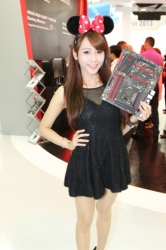 Computex2014-Booth-babes-P131