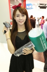 Computex2014-Booth-BabesP208