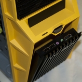 in-win-case-io-panel