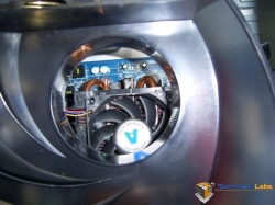 Allure: Shroud is off-center to heat-sink fan