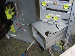 Allure: Hard drive mount swung out.