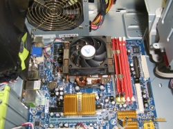 Allure: Motherboard installed.