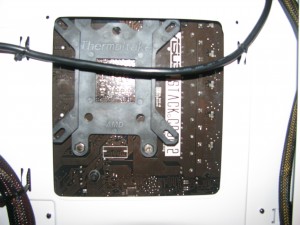 Note the way the backplate and the access port line up less than perfectly